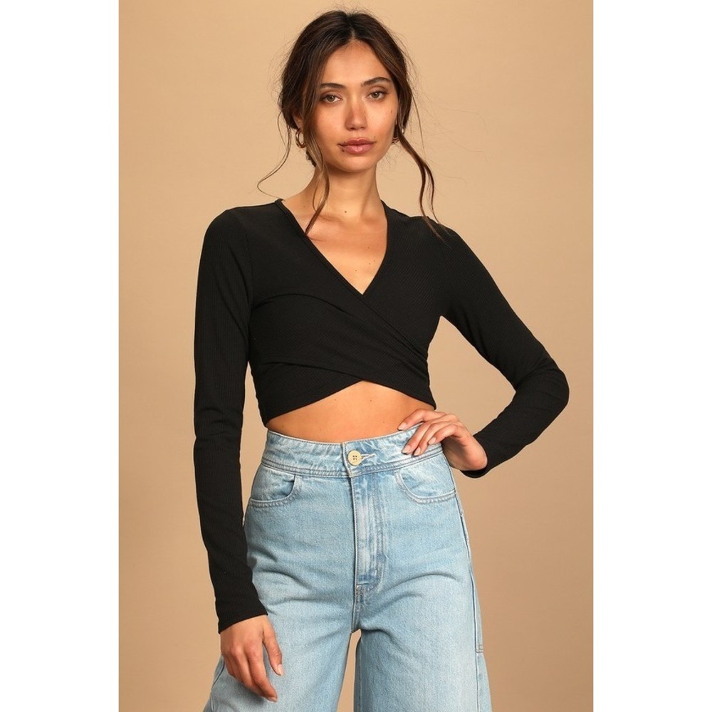 LuLu’s Cross Your Path Black Ribbed Cross Front Long Sleeve Top